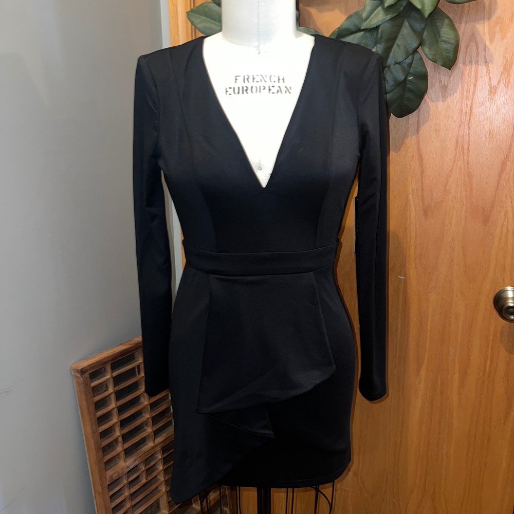 Lulus Mini Dress Womens S Black New Long Sleeve Deep V-Neck Ruffle Bodycon